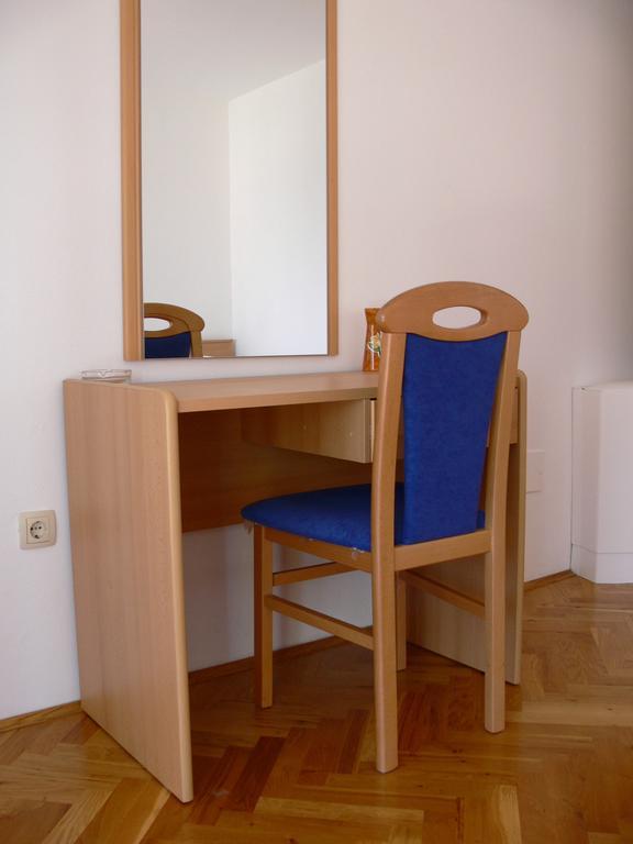 Apartments Petricevic Selce Exterior foto