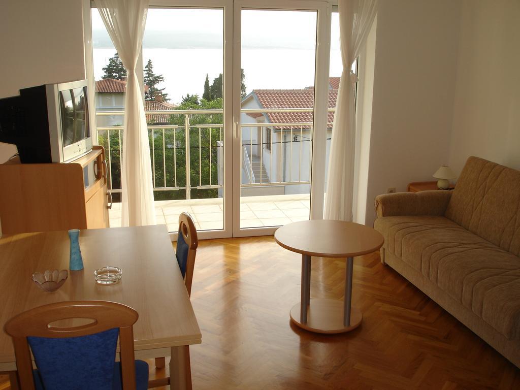 Apartments Petricevic Selce Exterior foto